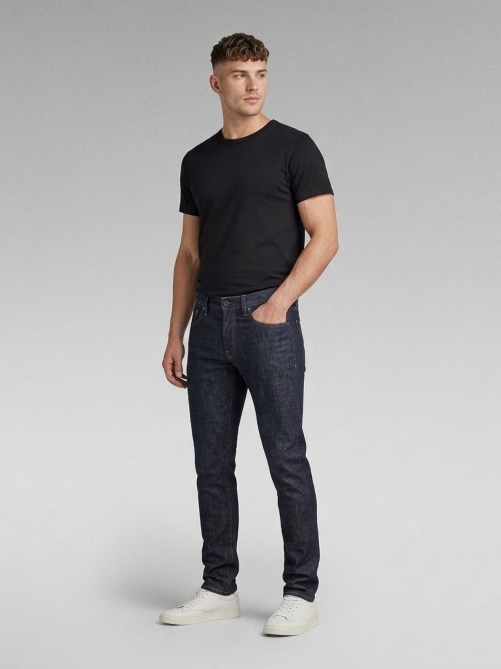 NWT G-Star RAW Revend Straight Raw Denim Jeans Men - Dark Indigo Size: 29x32